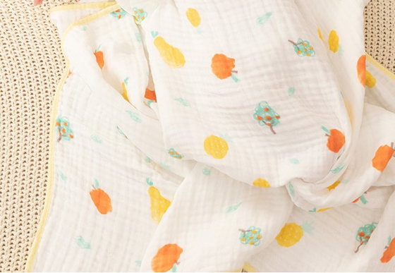 Manta infantil floral del abrigo de Gauze Fabric 165gsm del algodón del niño brillante natural