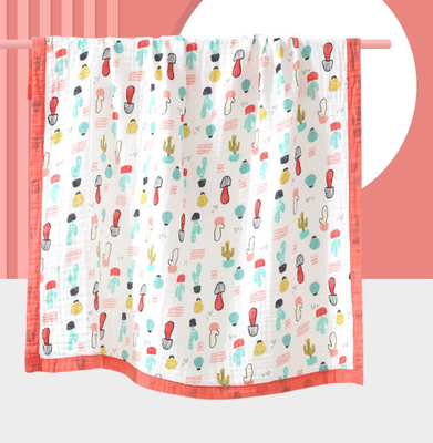 La historieta 100% de Gauze Fabric Baby Swaddle Blanket de 4 capas del algodón 40S imprimió