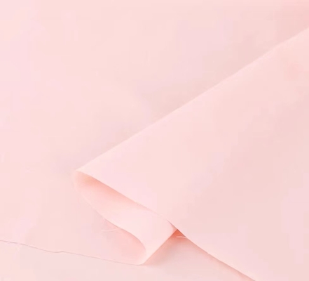 57" la capa elástico de la tela el 2% Spandex 40sX40s 185GSM de la camisa de algodón de la anchura jadea durabilidad