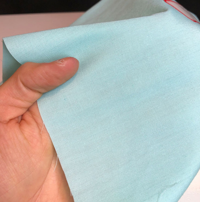 57" la capa elástico de la tela el 2% Spandex 40sX40s 185GSM de la camisa de algodón de la anchura jadea durabilidad