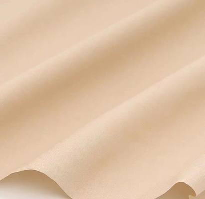 57" la capa elástico de la tela el 2% Spandex 40sX40s 185GSM de la camisa de algodón de la anchura jadea durabilidad