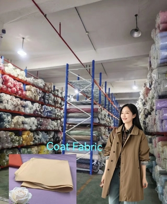 TC 65% de algodón 35% de poliéster de tejido de twill 210gsm chaquetas y ropa exterior pantalones y pantalones de tejido