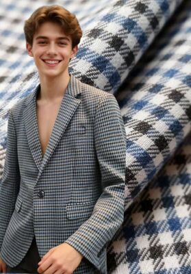 27%Rayon 70%Polyester 3%Spandex 260gm Tejido de textura lisa resistente a las arrugas y duradero