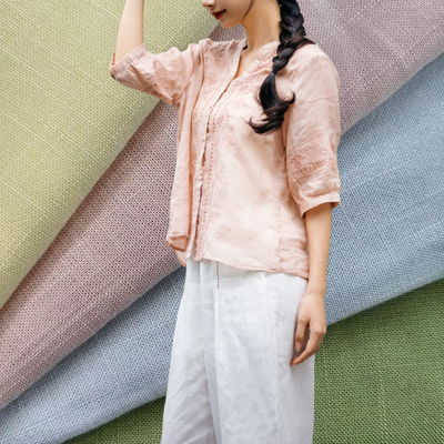 220 GSM Tejido de lino de rayón resistente a las arrugas y transpirable para blusas y camisas